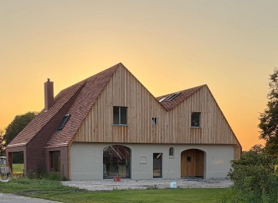 Hoast kloar: tweekapsboerderij buiten Rossum